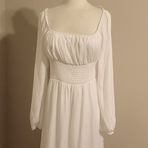 Lulus Dresses & Skirts - Lulús maxi dress size small.